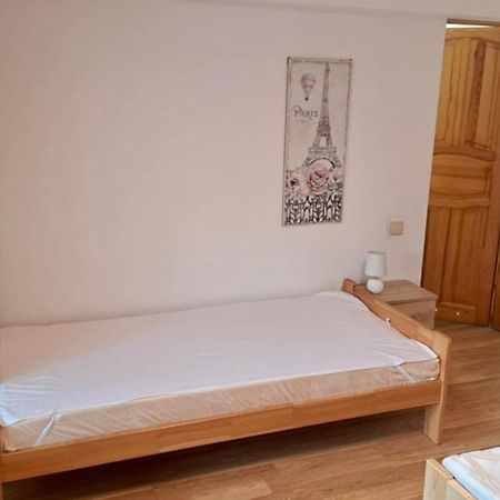 Appartement Mieszkanie Na Wylacznosc à Jeleśnia Extérieur photo