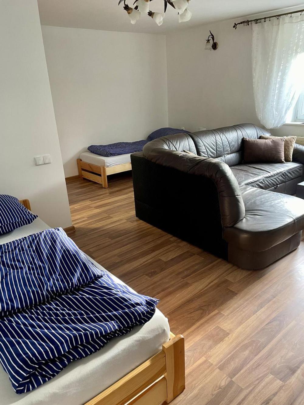 Appartement Mieszkanie Na Wylacznosc à Jeleśnia Extérieur photo