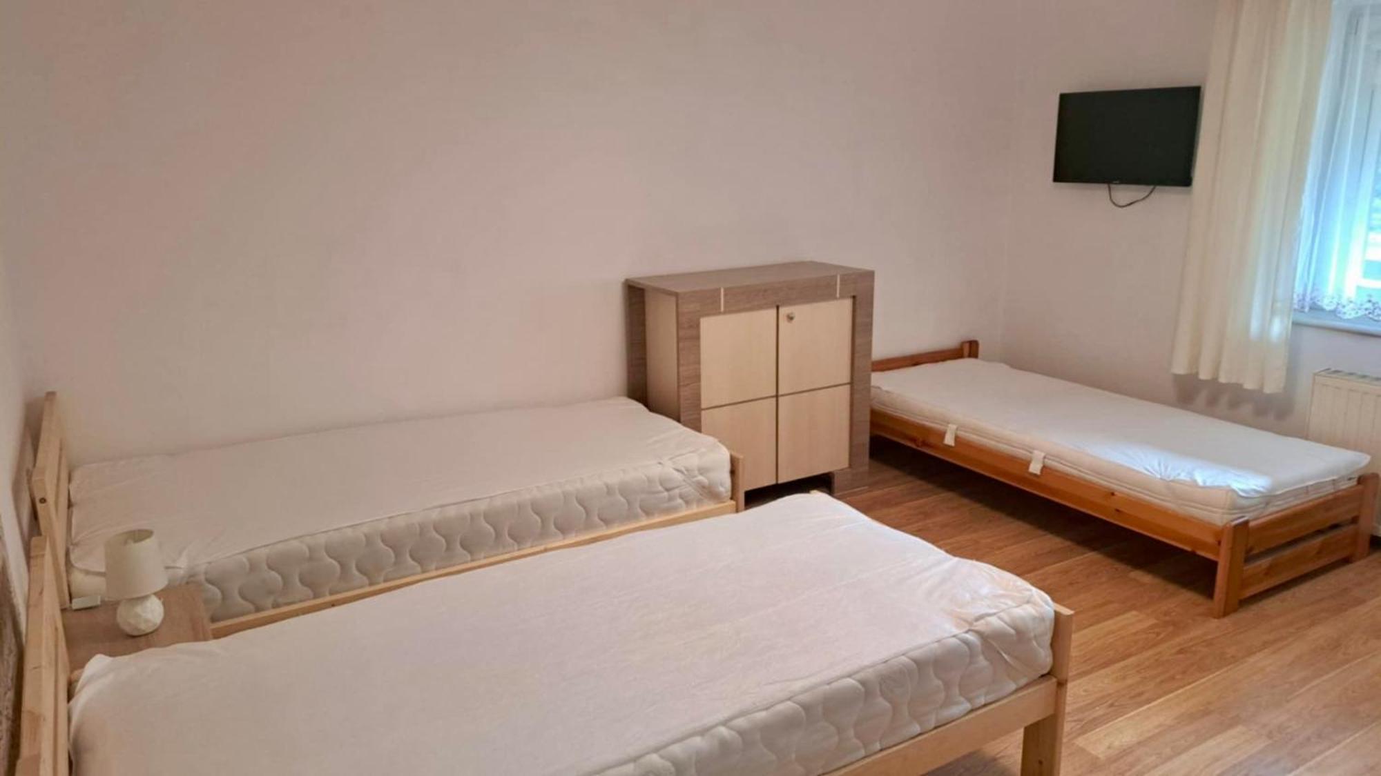 Mieszkanie Na Wylacznosc Jeleśnia Extérieur photo